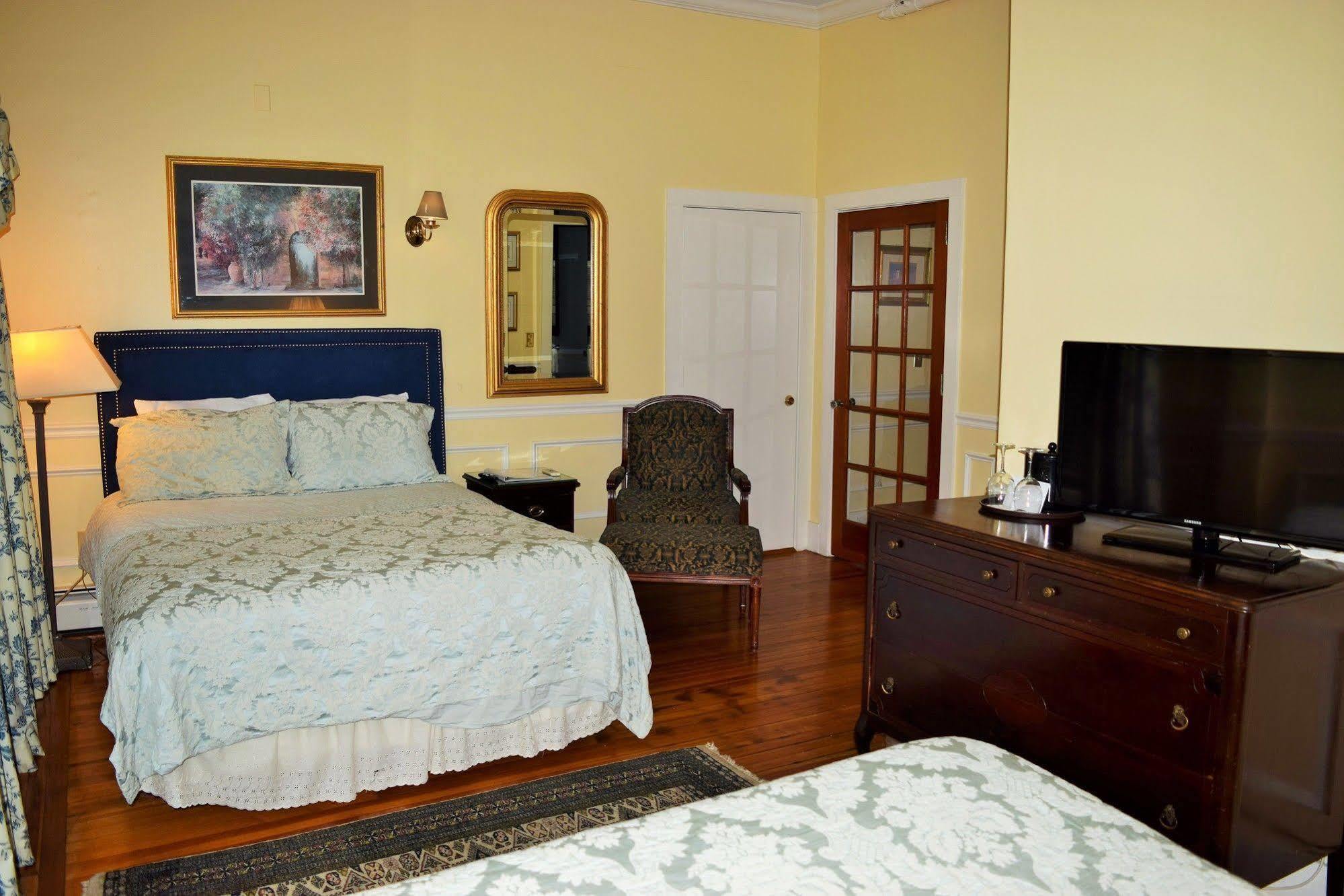 Inn On Bellevue (Adults Only) Tour de Tour de Newport Extérieur photo