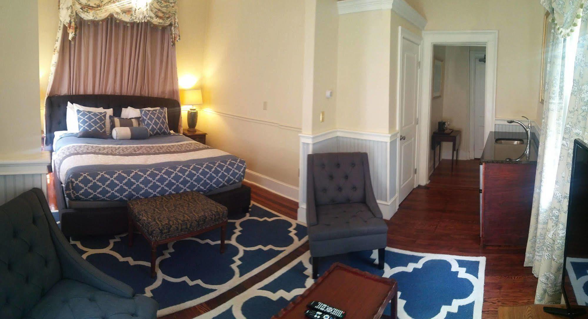 Inn On Bellevue (Adults Only) Tour de Tour de Newport Extérieur photo