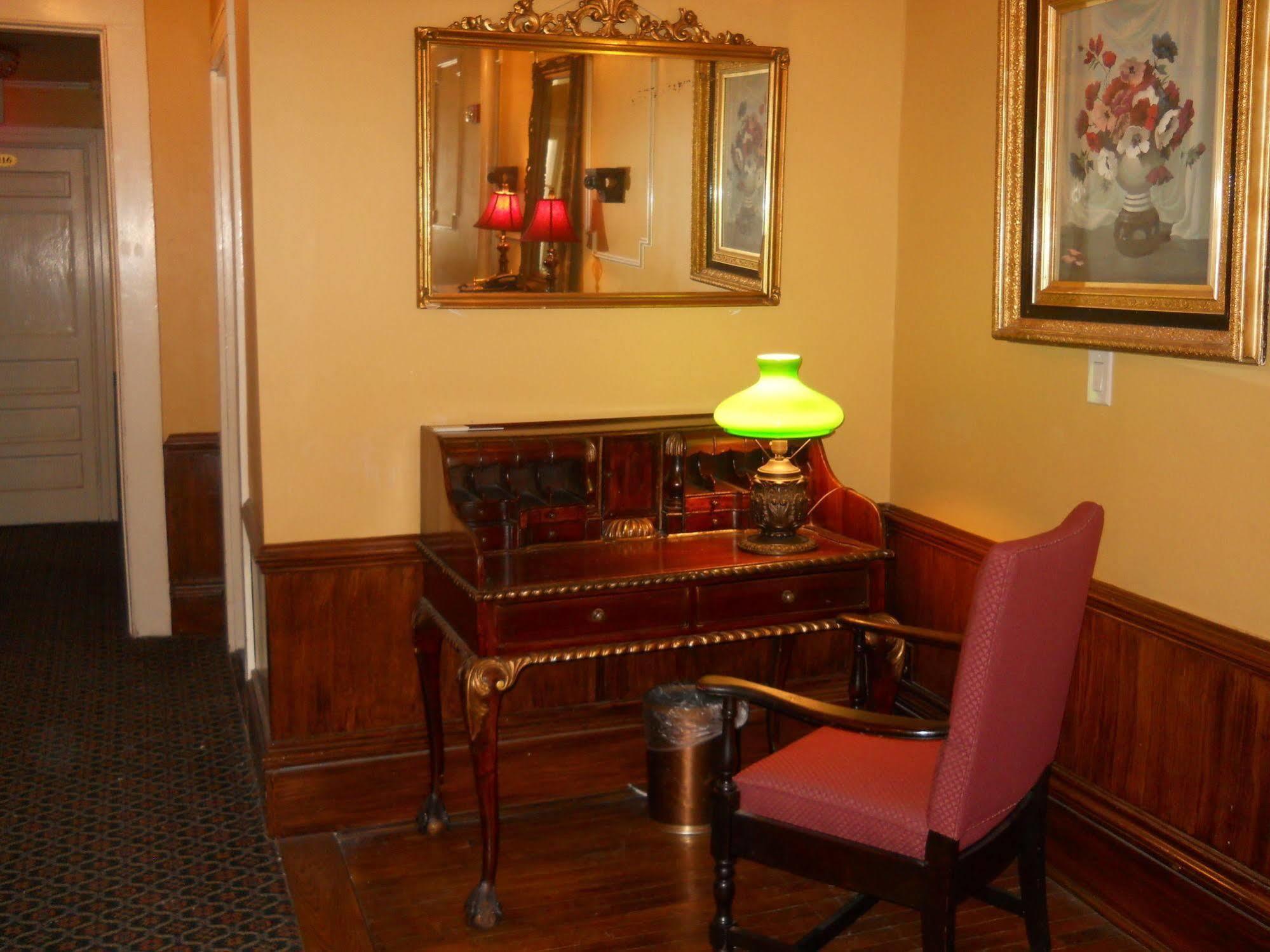 Inn On Bellevue (Adults Only) Tour de Tour de Newport Extérieur photo