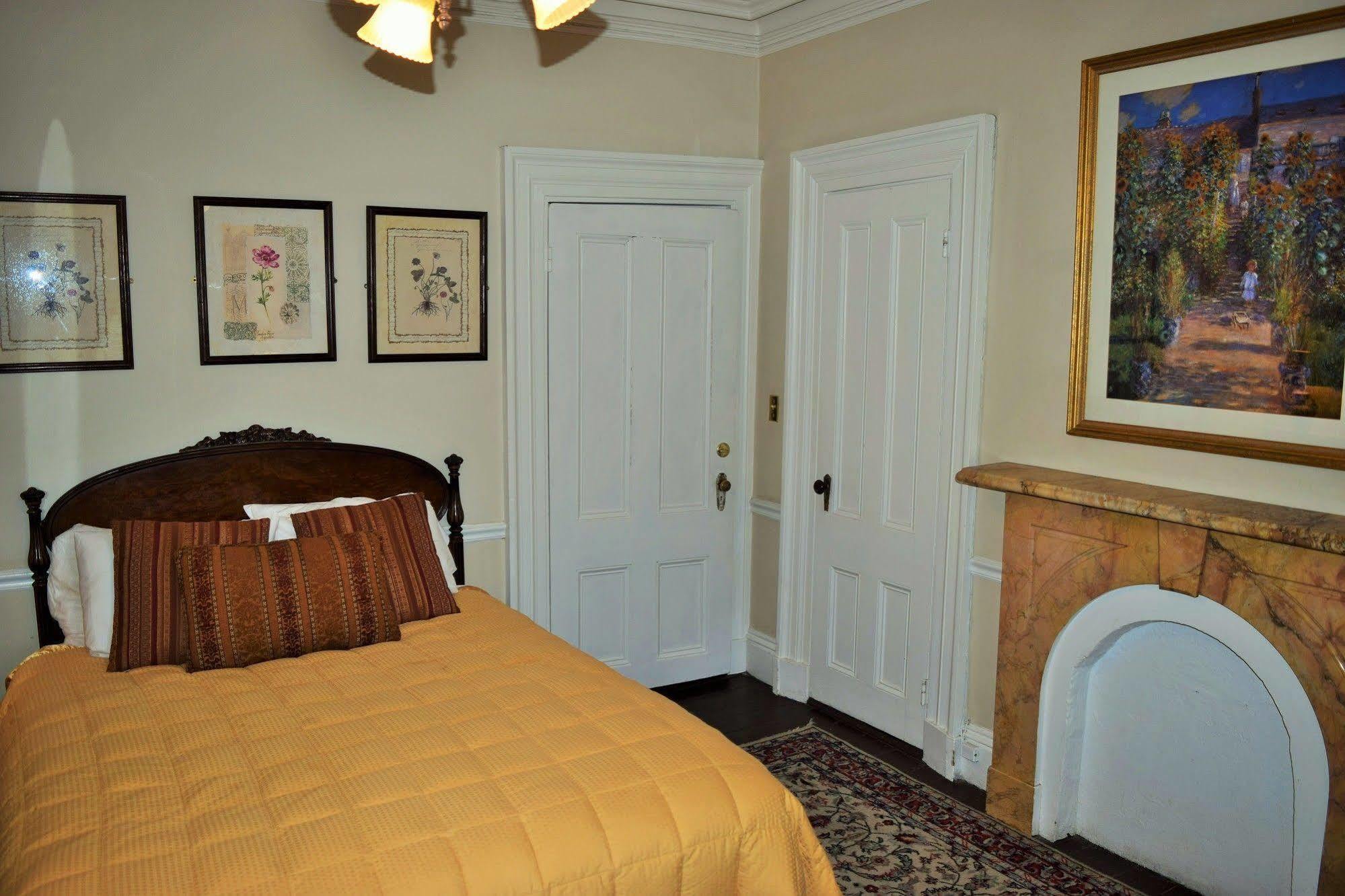Inn On Bellevue (Adults Only) Tour de Tour de Newport Extérieur photo